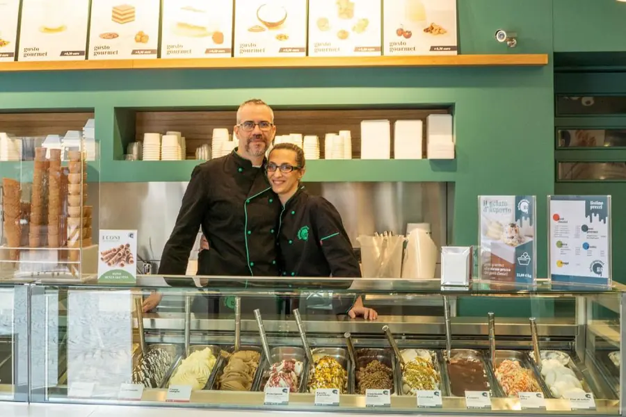 Monica Gavazzeni nella sua Gelateria Gelato Gourmet
